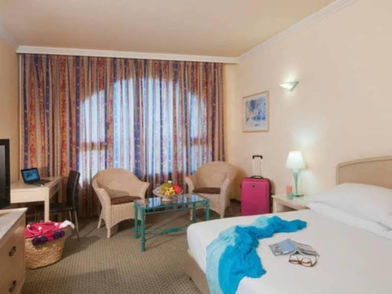 Leonardo Hotel Negev Beersheba Esterno foto